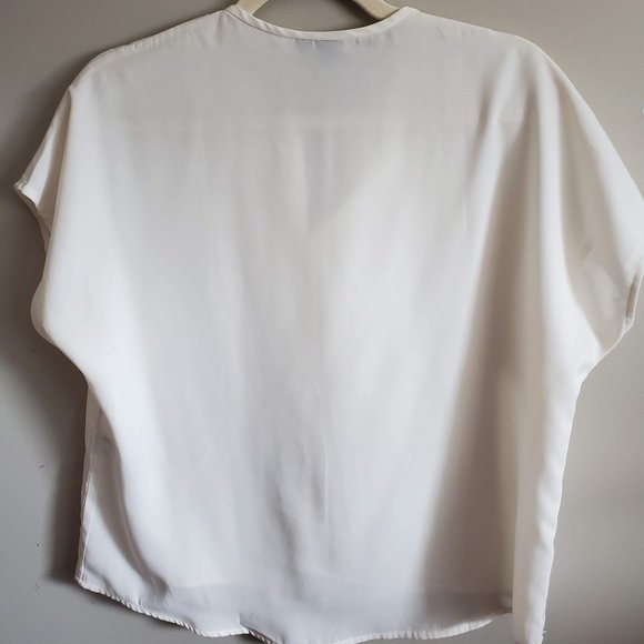 White Blouse - Picture 7 of 7